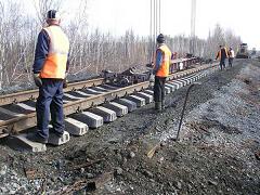 Строительство железнодорожных путей-ручная работа